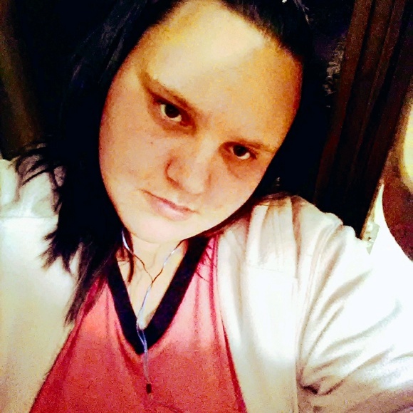 Meet your Posher, Shannon - Picture 1 of 1